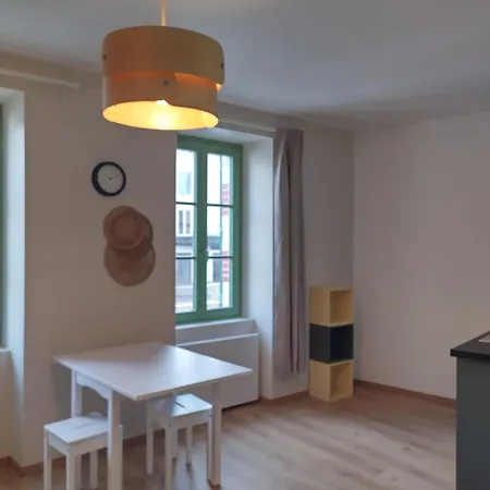 Neuf Equipe, Confortable Et Au Calme Апартаменты Иссуар